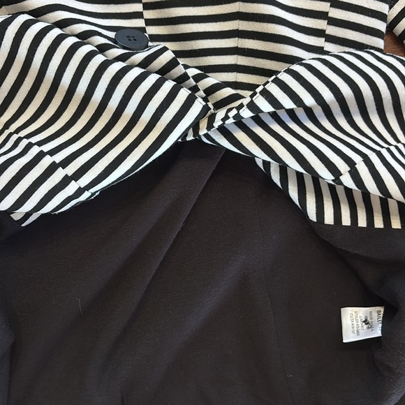 Bailey 44 Black and White Striped stretch knit Blazer 3/4 Sleeves with tie NWOT - Picture 7 of 10